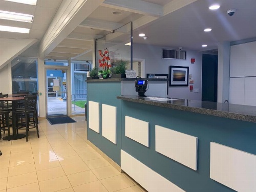 Hollywood Gateway Inn image 12