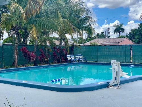 Hollywood Gateway Inn image 13